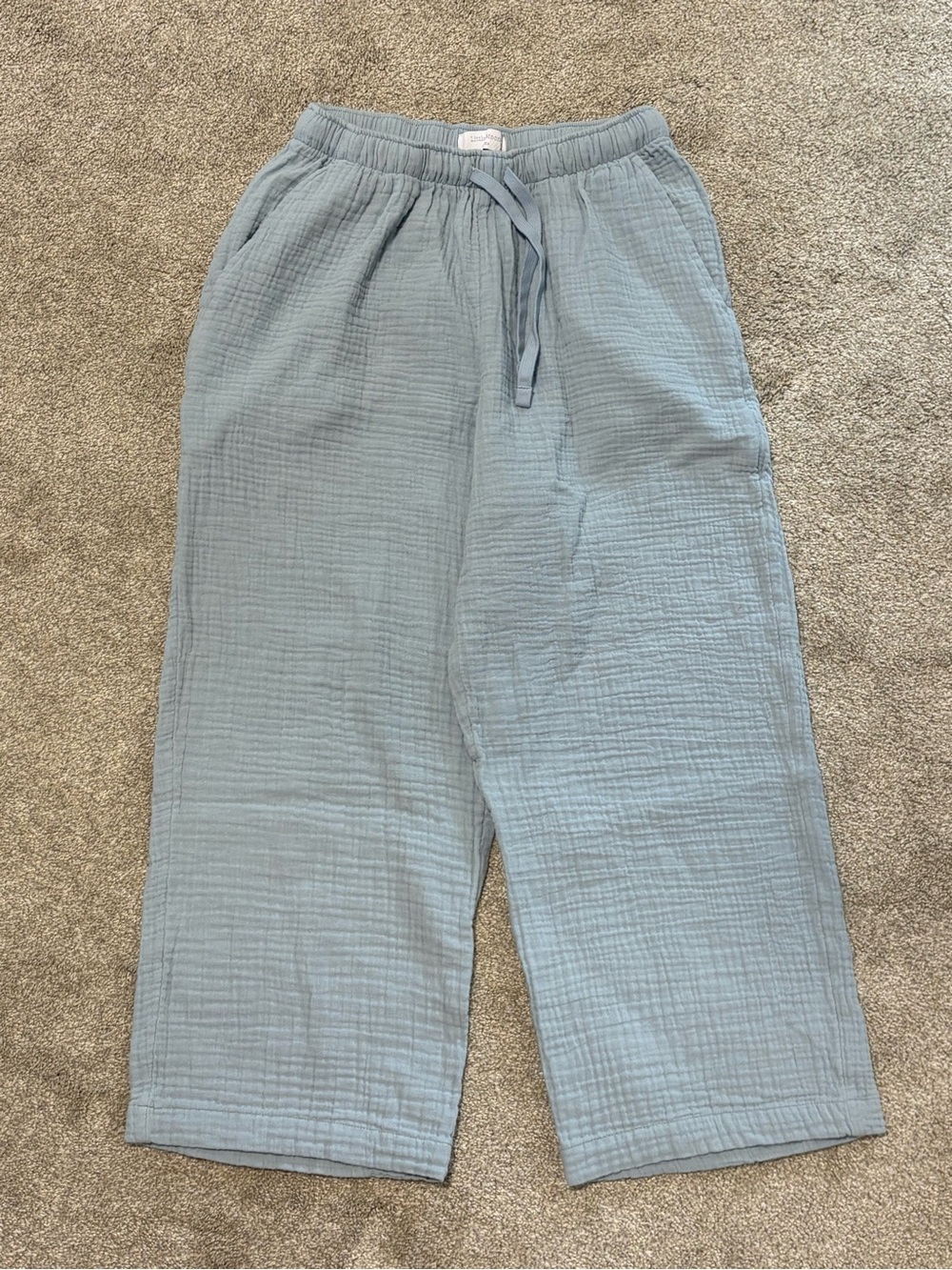 Aritzia Little Moon Airplush Cotton Sail Cropped Pant
